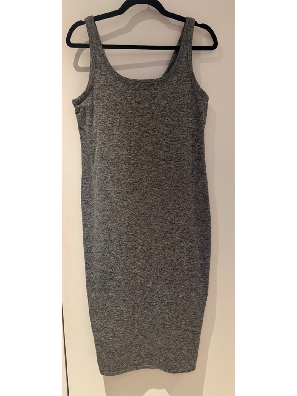 Vuori Gray Sleeveless Bodycon Midi Dress w/ Built-In Shelf Bra